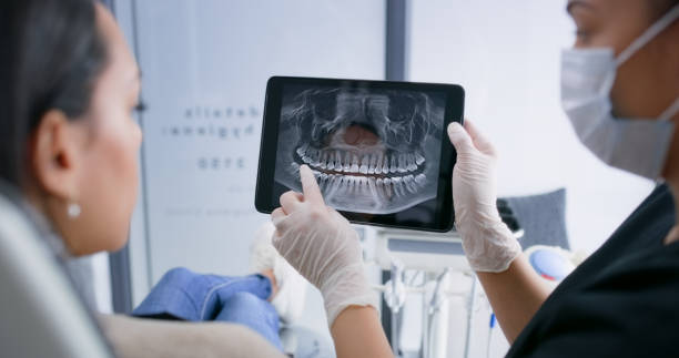 Licensed Tooth Extraction service in Charlotte, MI - Smile Center Dentistry